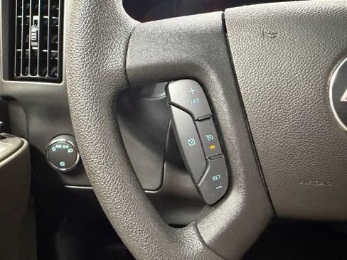 Used 2025 Chevrolet Express 3500 LT w/ LT Preferred Equipment Group RWD image 20
