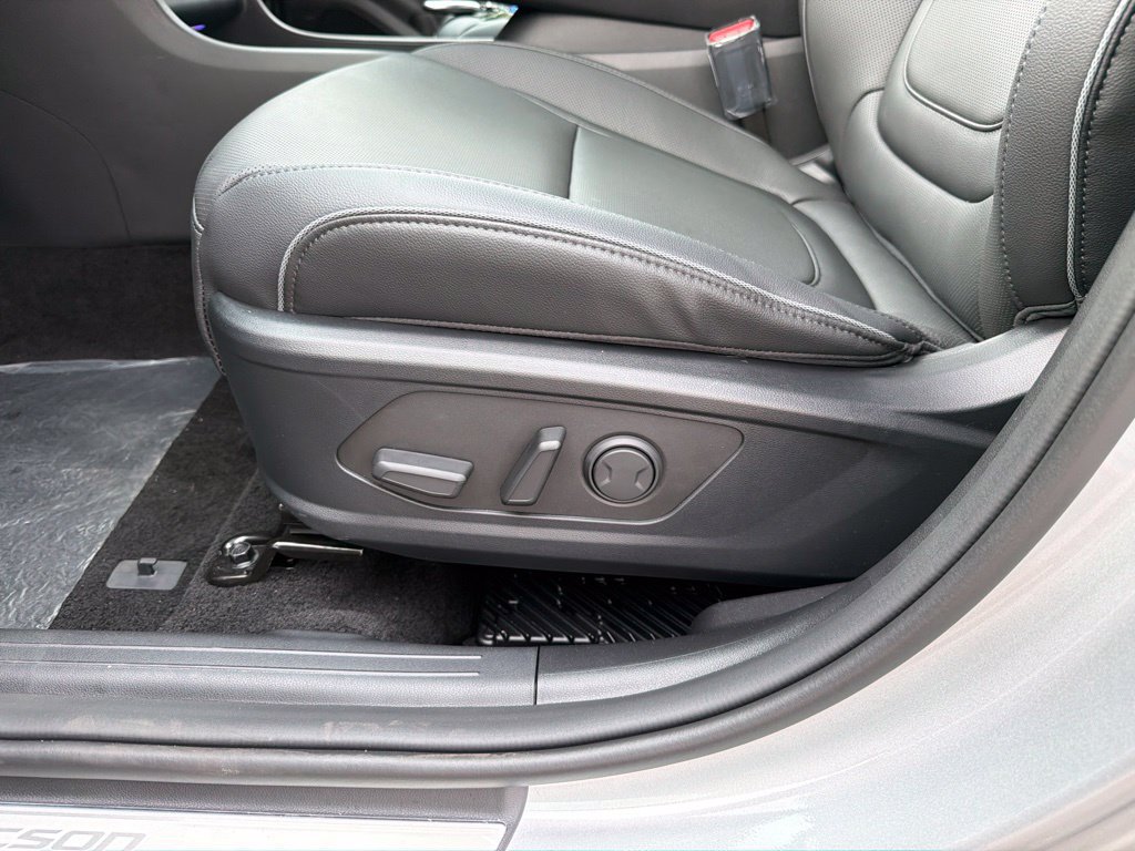 New 2026 Hyundai Tucson Limited AWD/4WD image 15