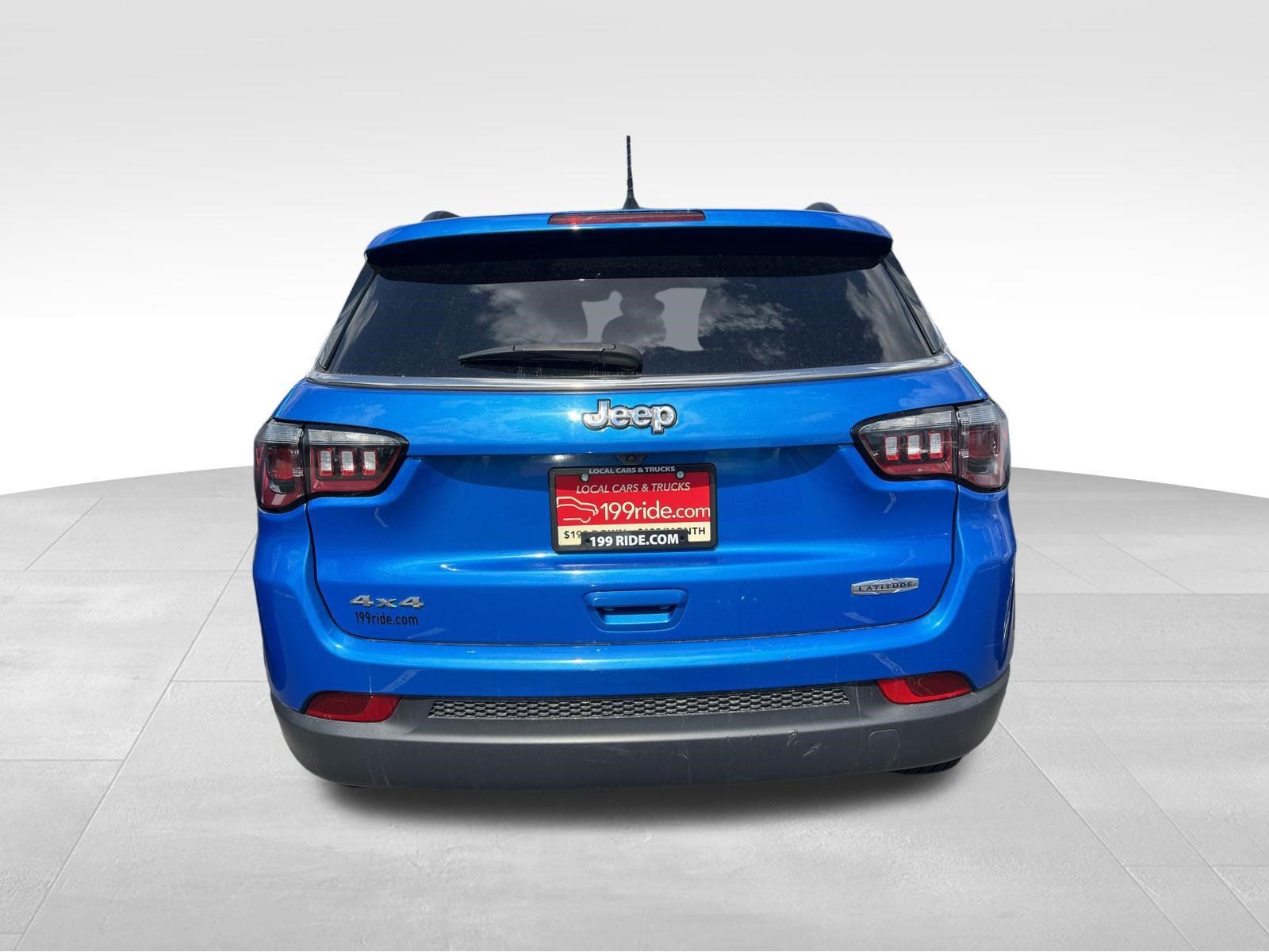 Used 2024 Jeep Compass Latitude AWD/4WD image 7