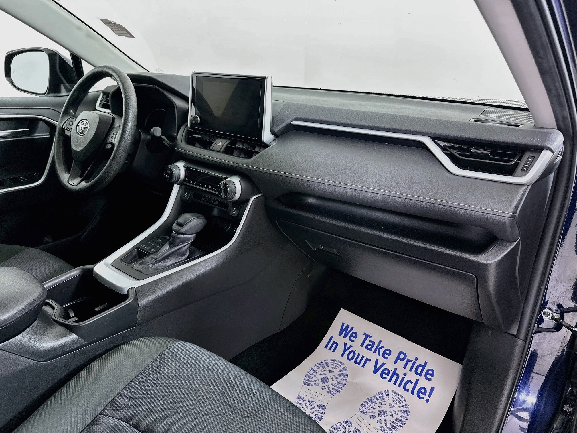Certified 2025 Toyota RAV4 XLE AWD/4WD image 26
