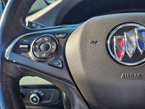 Used 2021 Buick Enclave Premium image 30