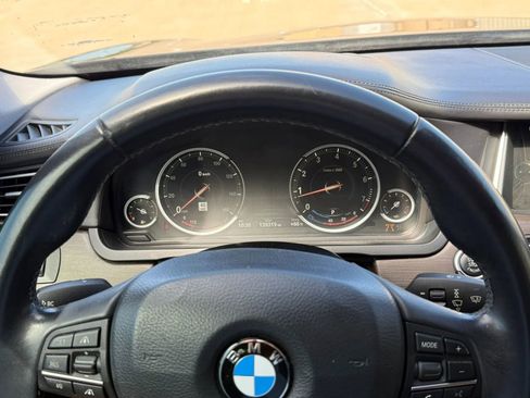 Used 2014 BMW 750i image 15