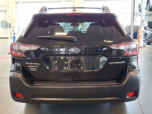Certified 2024 Subaru Outback Premium w/ Popular Package #1 AWD/4WD image 8