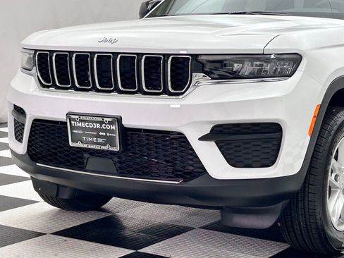 New 2025 Jeep Grand Cherokee Laredo X image 5