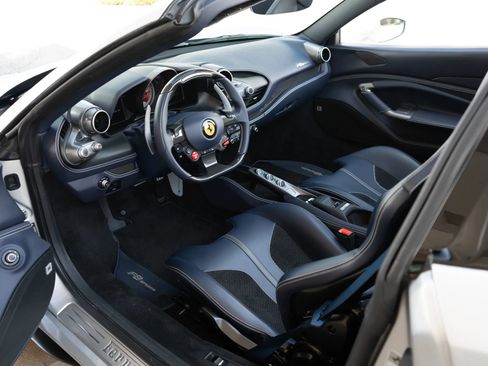 Used 2022 Ferrari F8 Tributo RWD image 24
