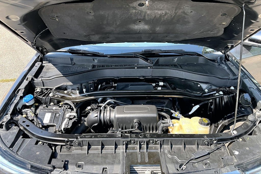 Used 2020 Ford Explorer Limited RWD image 12