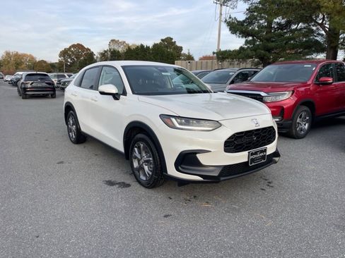 New 2026 Honda HR-V LX image 4