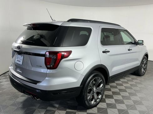 Used 2018 Ford Explorer Sport w/ Equipment Group 401A AWD/4WD image 7