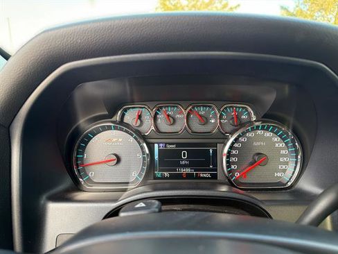 Used 2018 Chevrolet Silverado 1500 LT w/ All Star Edition image 10