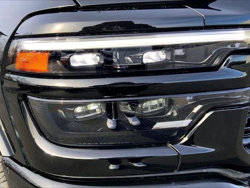 New 2026 RAM 3500 Limited image 25