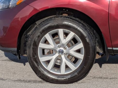 Used 2012 Nissan Murano S image 10