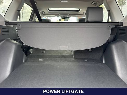Used 2022 Honda CR-V EX-L image 17