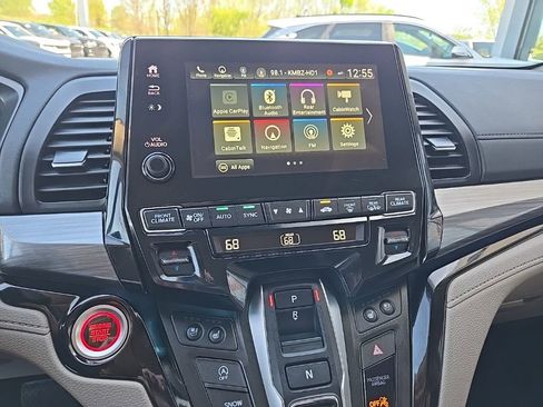 Used 2024 Honda Odyssey Elite image 54