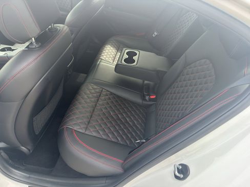 Used 2021 Genesis G70 3.3T w/ Sport Package image 29