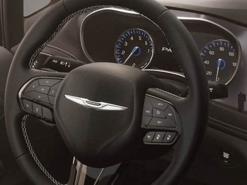 New 2026 Chrysler Pacifica Limited w/ S Appearance Package AWD/4WD image 16