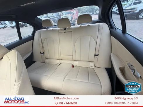 Used 2020 BMW 330i Sedan w/ Convenience Package RWD image 17