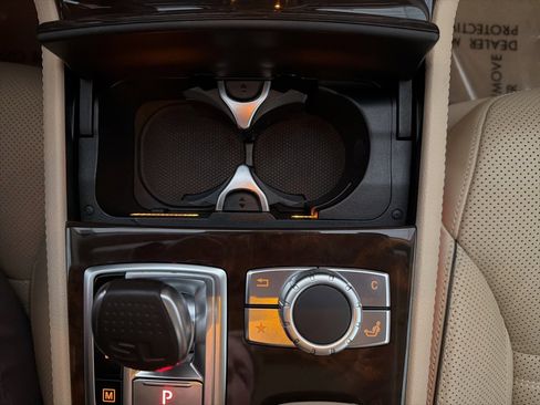 Used 2019 Mercedes-Benz SL 550 image 19