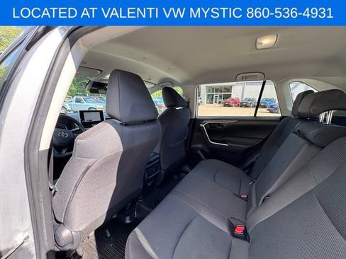 Used 2025 Toyota RAV4 LE AWD/4WD image 10