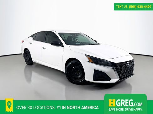 Used 2025 Nissan Altima 2.5 S image 1