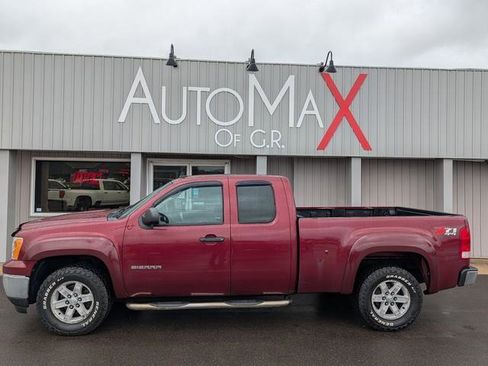 Used 2013 GMC Sierra 1500 SLE w/ Power Tech Package image 1
