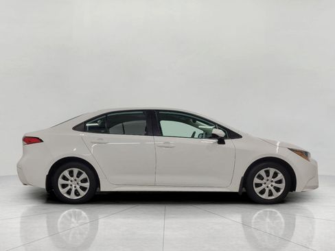 Used 2024 Toyota Corolla LE image 11