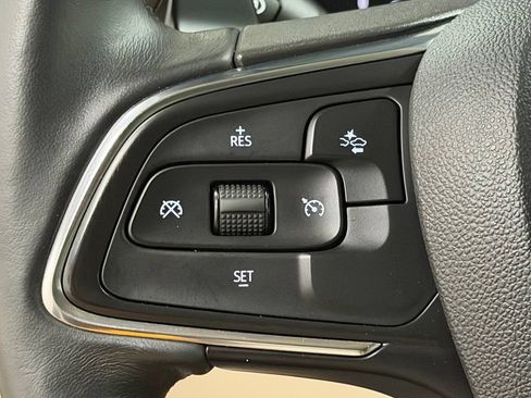 Certified 2023 Buick Envision Preferred FWD image 32