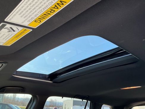 Used 2024 Honda Passport Black Edition image 3