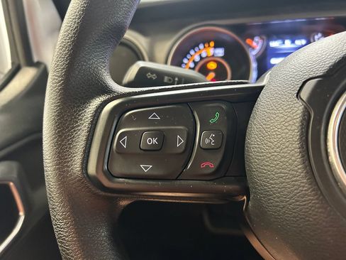 Used 2021 Jeep Wrangler Sport AWD/4WD image 7