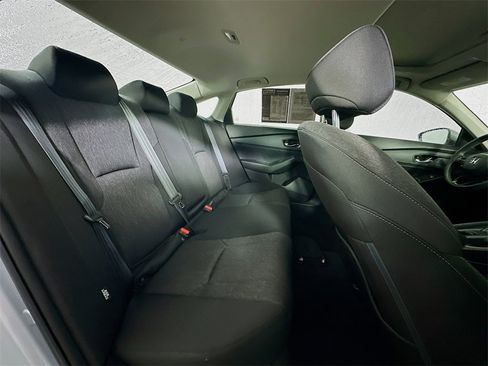 Used 2023 Honda Accord EX image 11