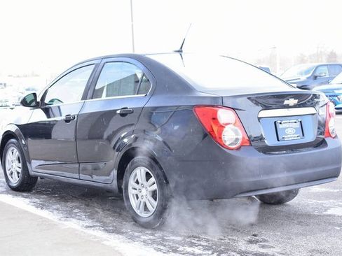 Used 2014 Chevrolet Sonic LT image 10