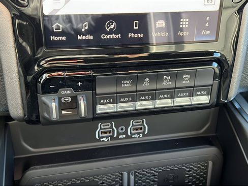 New 2026 RAM 2500 Limited image 29