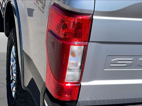 Used 2020 Ford F250 Lariat w/ Lariat Ultimate Package AWD/4WD image 29