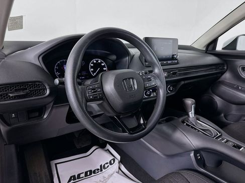 Used 2024 Honda HR-V LX image 10