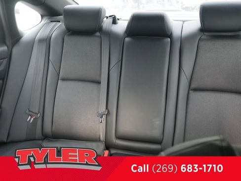 Used 2019 Honda Accord Sport image 37