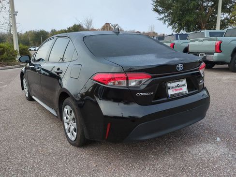 Used 2024 Toyota Corolla LE image 4