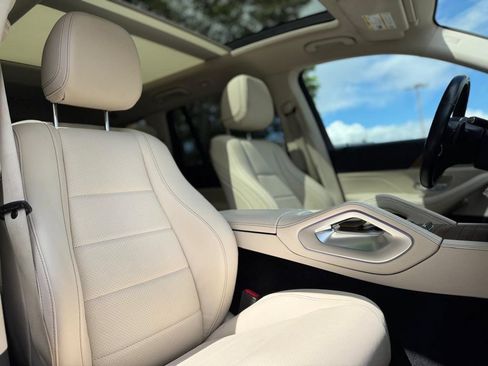 Used 2022 Mercedes-Benz GLS 450 4MATIC w/ AMG Line Exterior image 27