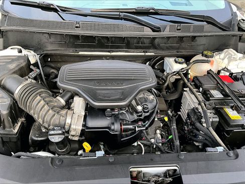 Used 2023 Cadillac XT6 Premium Luxury w/ Technology Package image 31