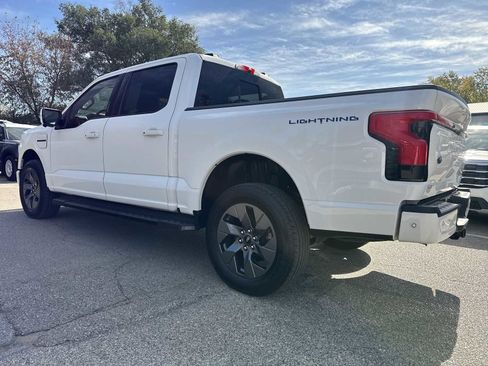 Used 2022 Ford F150 Lightning Lariat w/ Tow Technology Package image 8