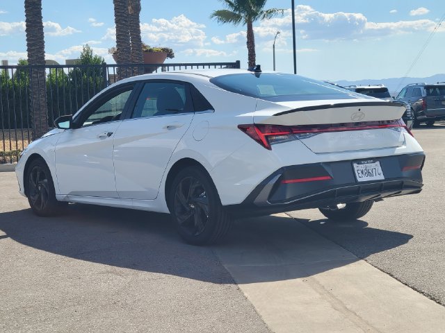 Used 2026 Hyundai Elantra SEL Sport Premium FWD image 3