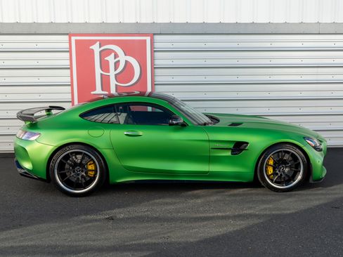 Used 2020 Mercedes-Benz AMG GT R image 57
