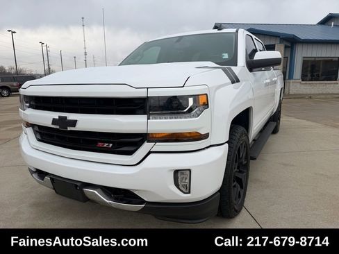 Used 2018 Chevrolet Silverado 1500 LT w/ All Star Edition image 38