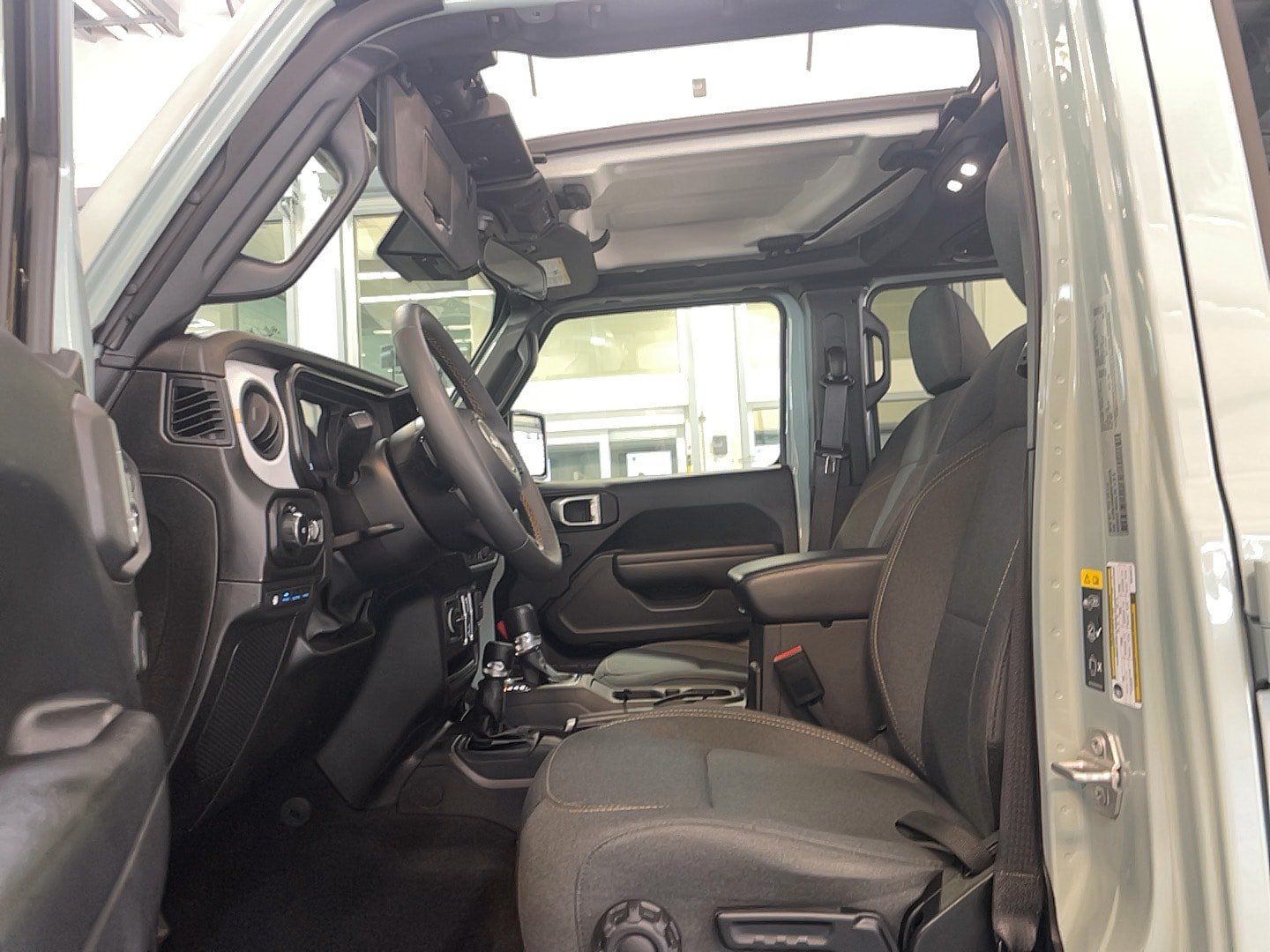 Used 2024 Jeep Wrangler Unlimited w/ Convenience Group AWD/4WD image 14