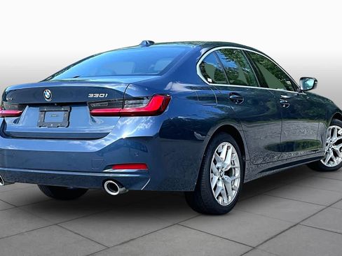 Used 2025 BMW 330i xDrive Sedan AWD/4WD image 13