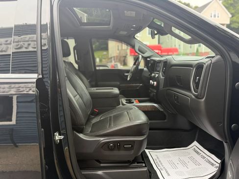 Used 2019 GMC Sierra 1500 Denali w/ Driver Alert Package II AWD/4WD image 15