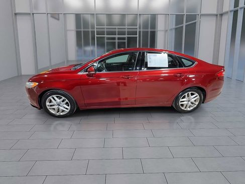 Used 2016 Ford Fusion SE image 5