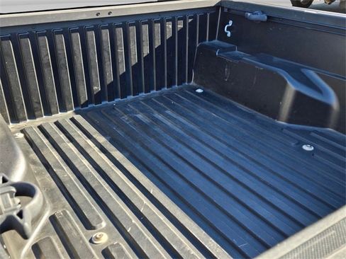 Used 2022 Toyota Tacoma TRD Off-Road image 7