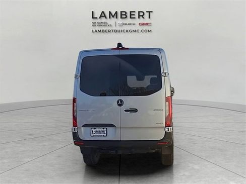 Used 2024 Mercedes-Benz Sprinter 144 Cargo image 4