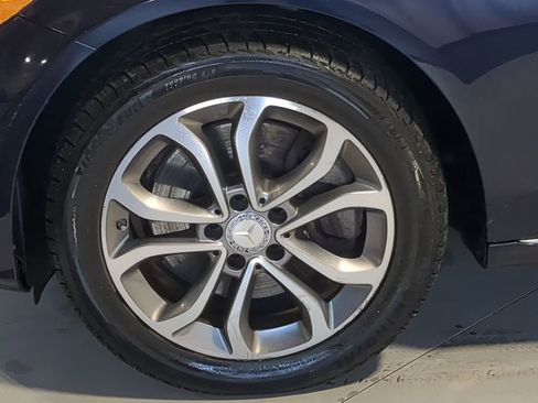 Used 2017 Mercedes-Benz C 300 4MATIC Sedan image 16