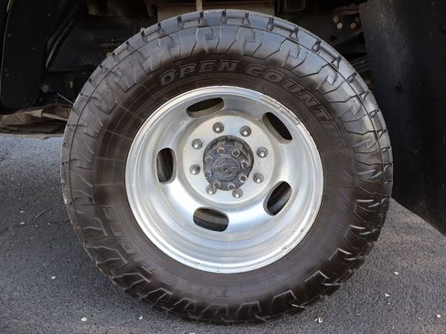 Used 2022 Ford F350 Lariat w/ Lariat Value Package image 41