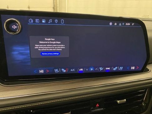 New 2026 Chevrolet Suburban Premier AWD/4WD image 15